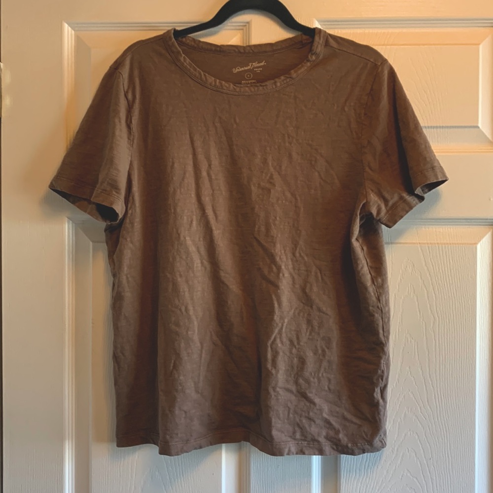 Universal Thread Women’s - Large - Brown t-shirt, like new